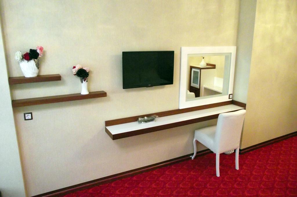 Ismira Hotel Ankara Esterno foto